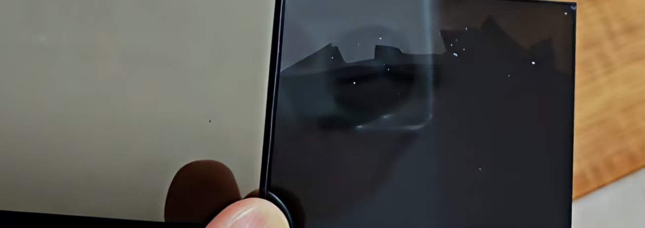 TN液晶ガラスとIPS液晶ガラスの透過率の違い